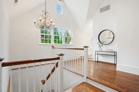 $5,750,000 | 24 Compo Parkway, Westport, CT 06880