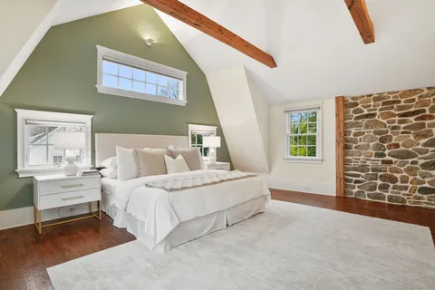 $5,750,000 | 24 Compo Parkway, Westport, CT 06880