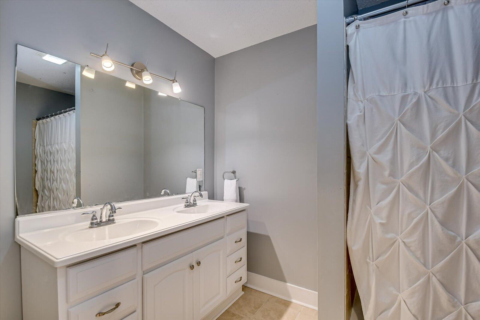 707 Bransford Road Augusta, GA 30909 - Photo 27 of 37 Bathroom 2