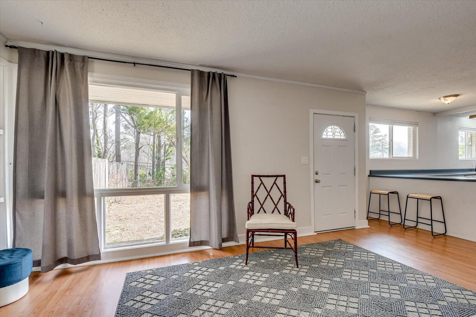 707 Bransford Road Augusta, GA 30909 - Photo 6 of 37 Natural Lighting
