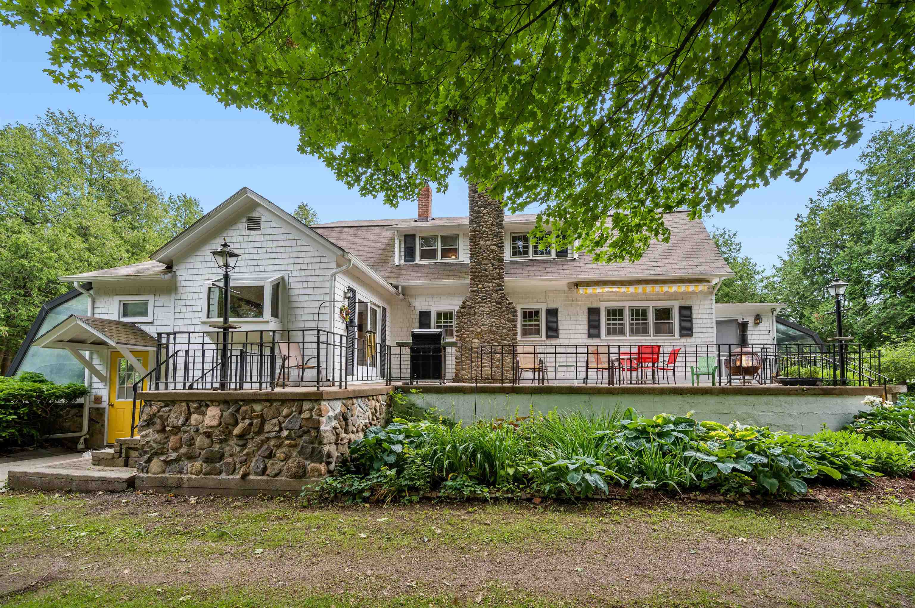 83 Adams School Road Grand Isle, VT 05458 - Photo 1 of 40 Gallery Image 1