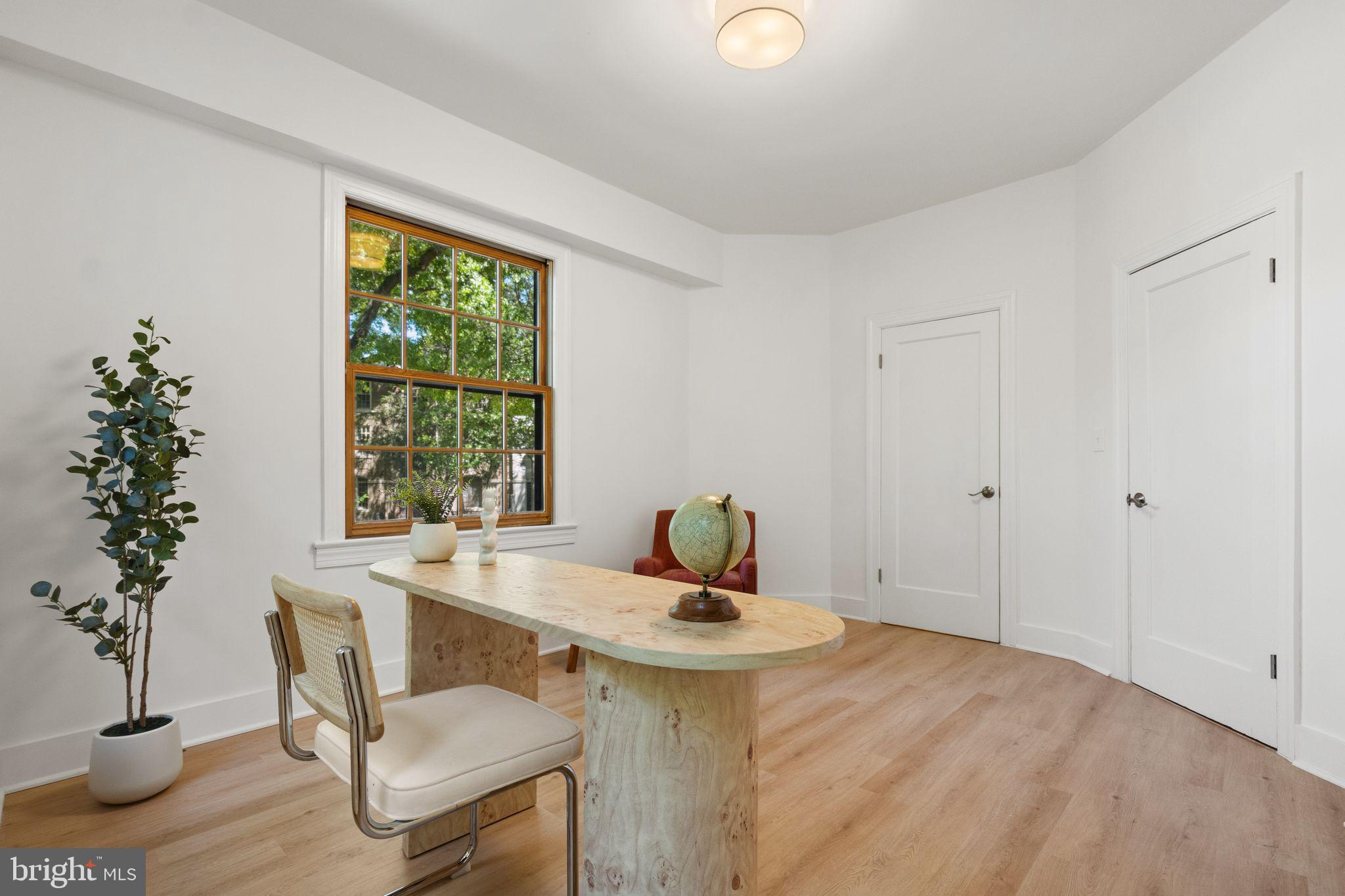 2032 Belmont Road Northwest, Unit 211 Washington, DC 20009 - Photo 42 of 63