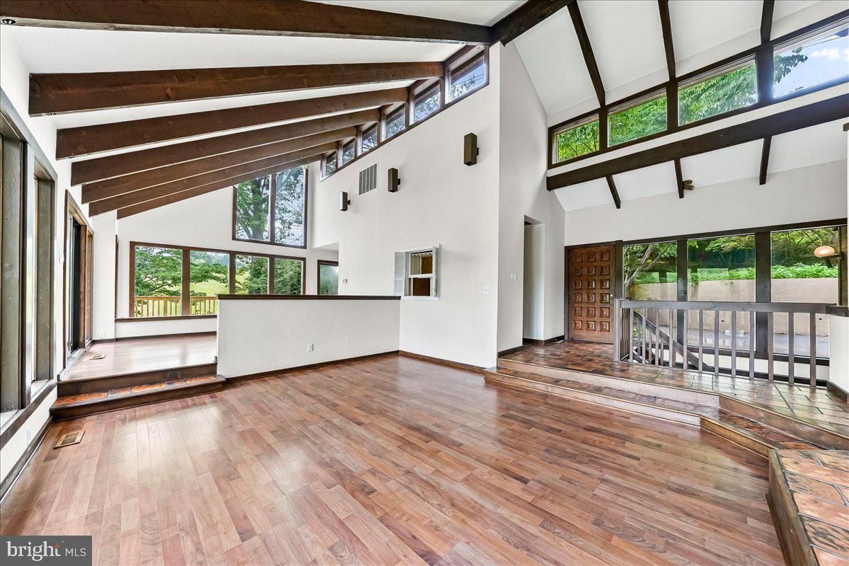 70 Heyburn Road Chadds Ford, PA 19317 - Photo 16 of 46 Living Room