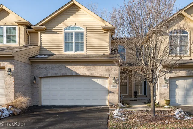 $450,000 | 6314 Fairview Avenue, Downers Grove, IL 60516