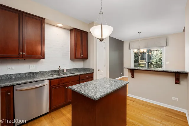 $450,000 | 6314 Fairview Avenue, Downers Grove, IL 60516