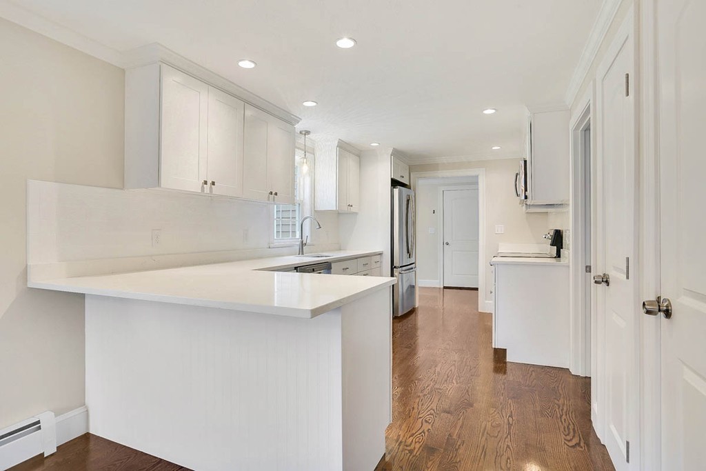 35 Birchmeadow Road Amesbury, MA 01913 - Photo 8 of 29 Gallery Image 8