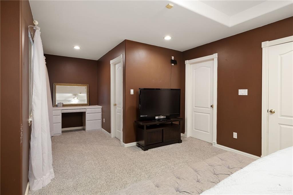 23725 North Val Verde Road Edinburg, TX 78542 - Photo 29 of 38