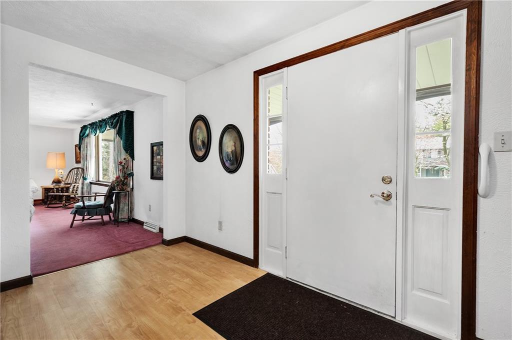 185 Laurel Way Spring Church, PA 15686 - Photo 4 of 25