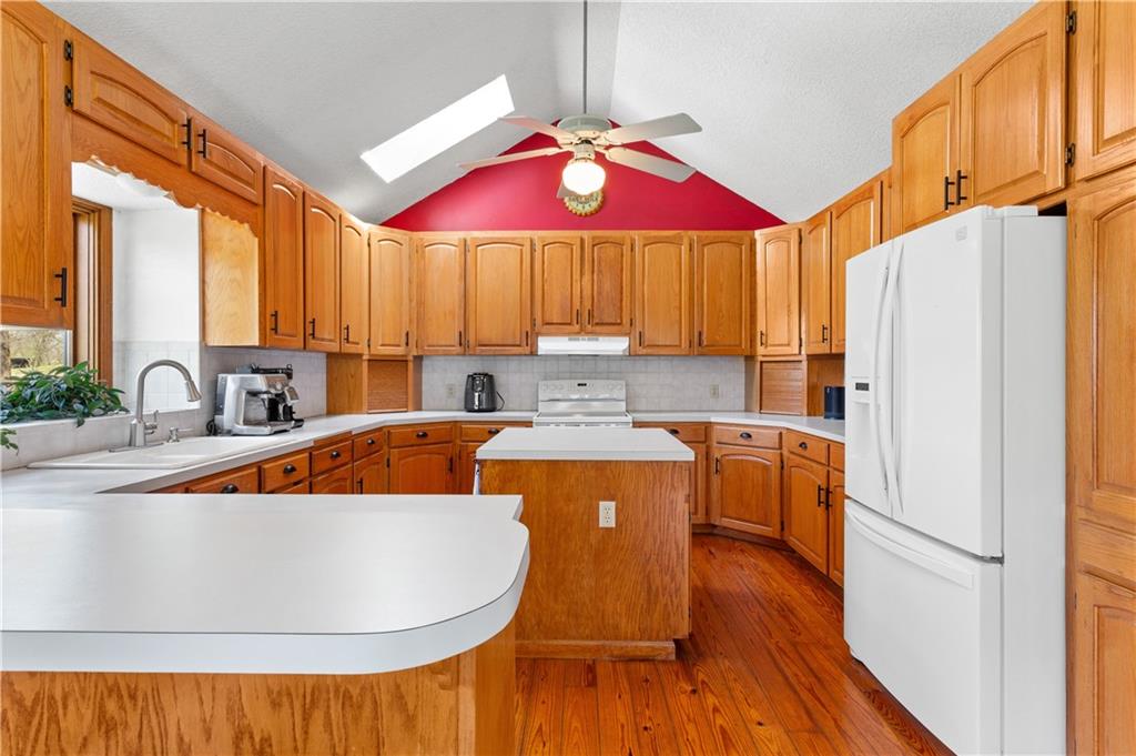 153 East 1250th Road Baldwin City, KS 66006 - Photo 11 of 37