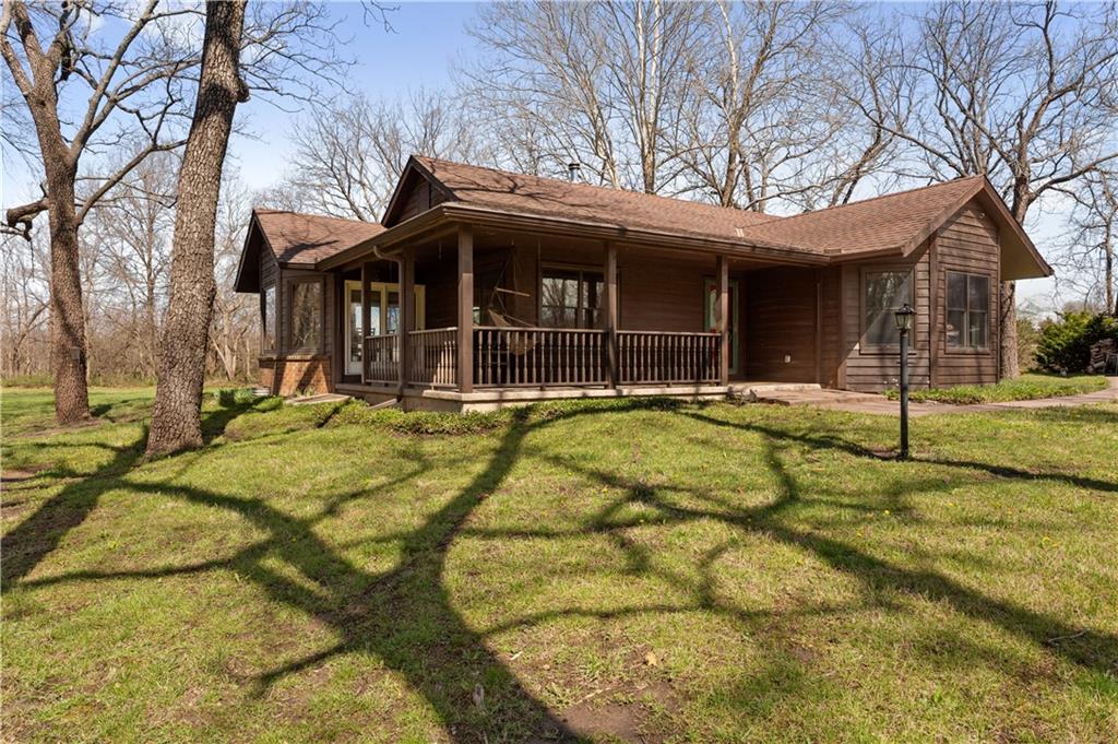 153 East 1250th Road Baldwin City, KS 66006 - Photo 2 of 37