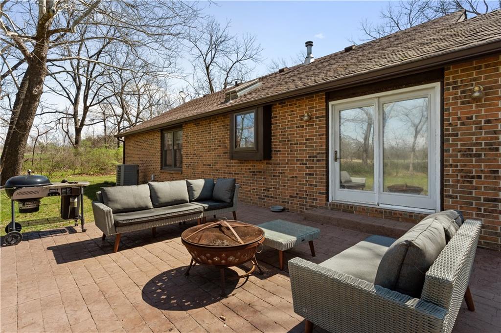 153 East 1250th Road Baldwin City, KS 66006 - Photo 4 of 37