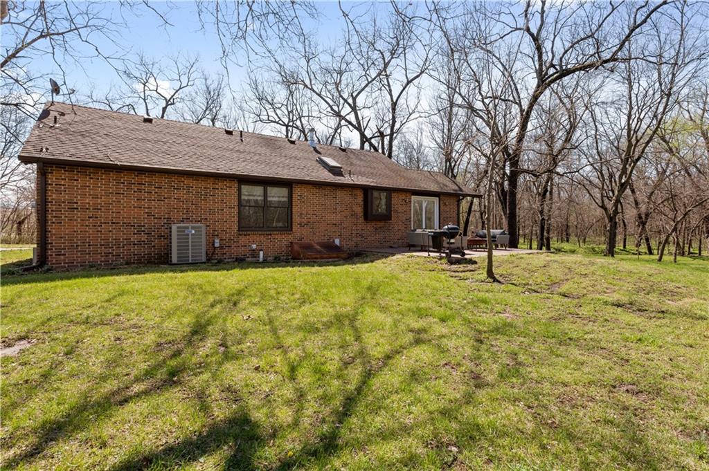 153 East 1250th Road Baldwin City, KS 66006 - Photo 5 of 37