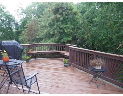 610 Hancock Court McKees Rocks, PA 15136 - Photo 16 of 18 Patio/Deck.
