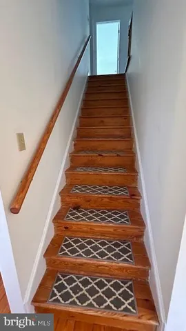 $329,000 | 100 Greenbriar Circle, Cross Junction, VA 22625