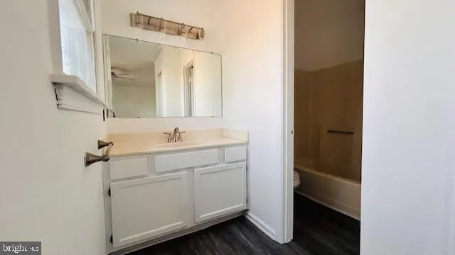 $329,000 | 100 Greenbriar Circle, Cross Junction, VA 22625