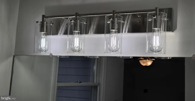 $329,000 | 100 Greenbriar Circle, Cross Junction, VA 22625