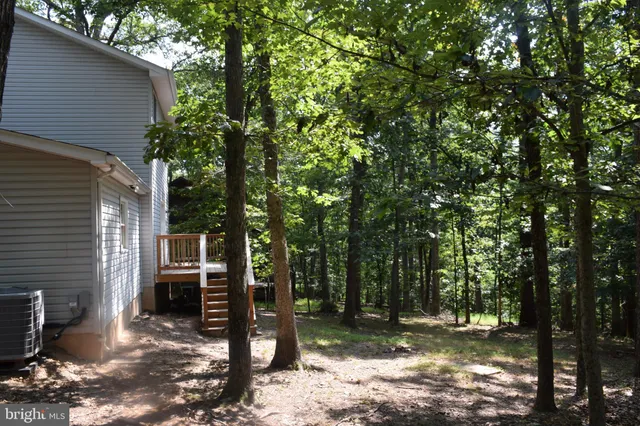 $329,000 | 100 Greenbriar Circle, Cross Junction, VA 22625