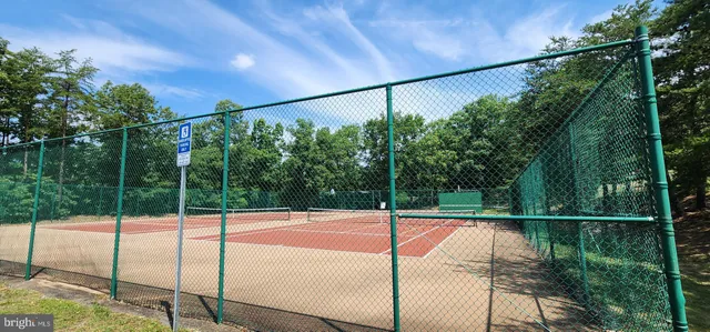 $329,000 | 100 Greenbriar Circle, Cross Junction, VA 22625