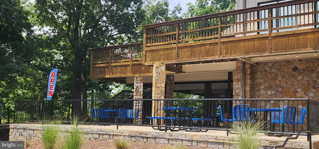 $329,000 | 100 Greenbriar Circle, Cross Junction, VA 22625