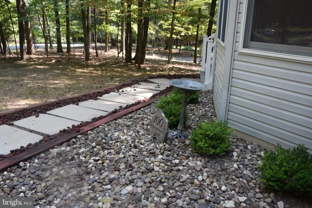 $329,000 | 100 Greenbriar Circle, Cross Junction, VA 22625