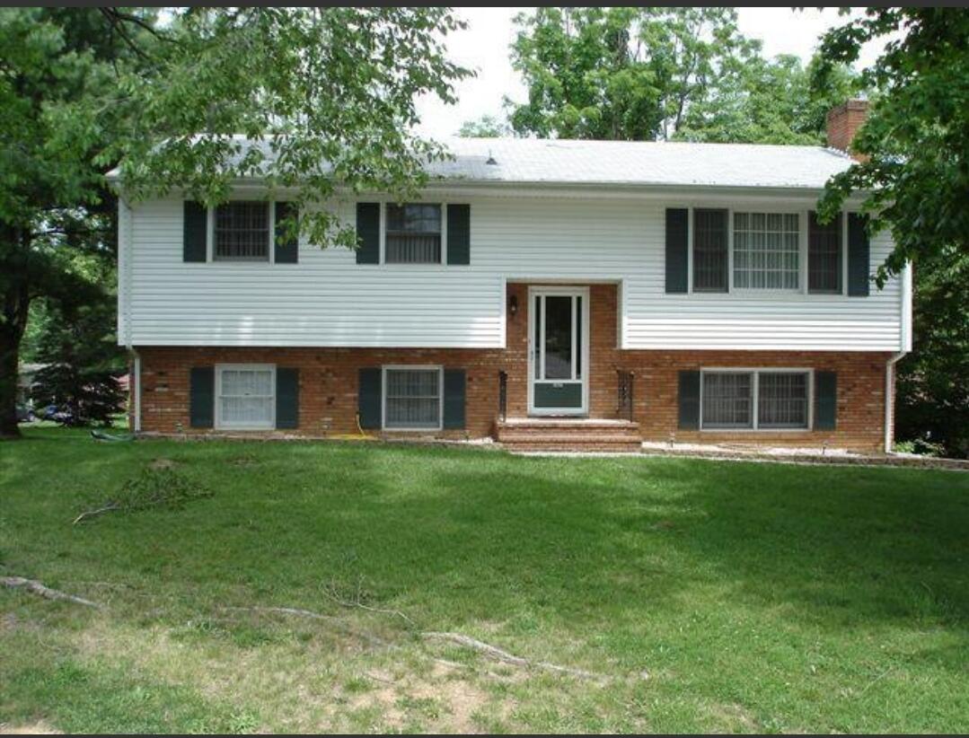 2407 Bermuda Road Northwest Roanoke, VA 24017 - Photo 1 of 1 home