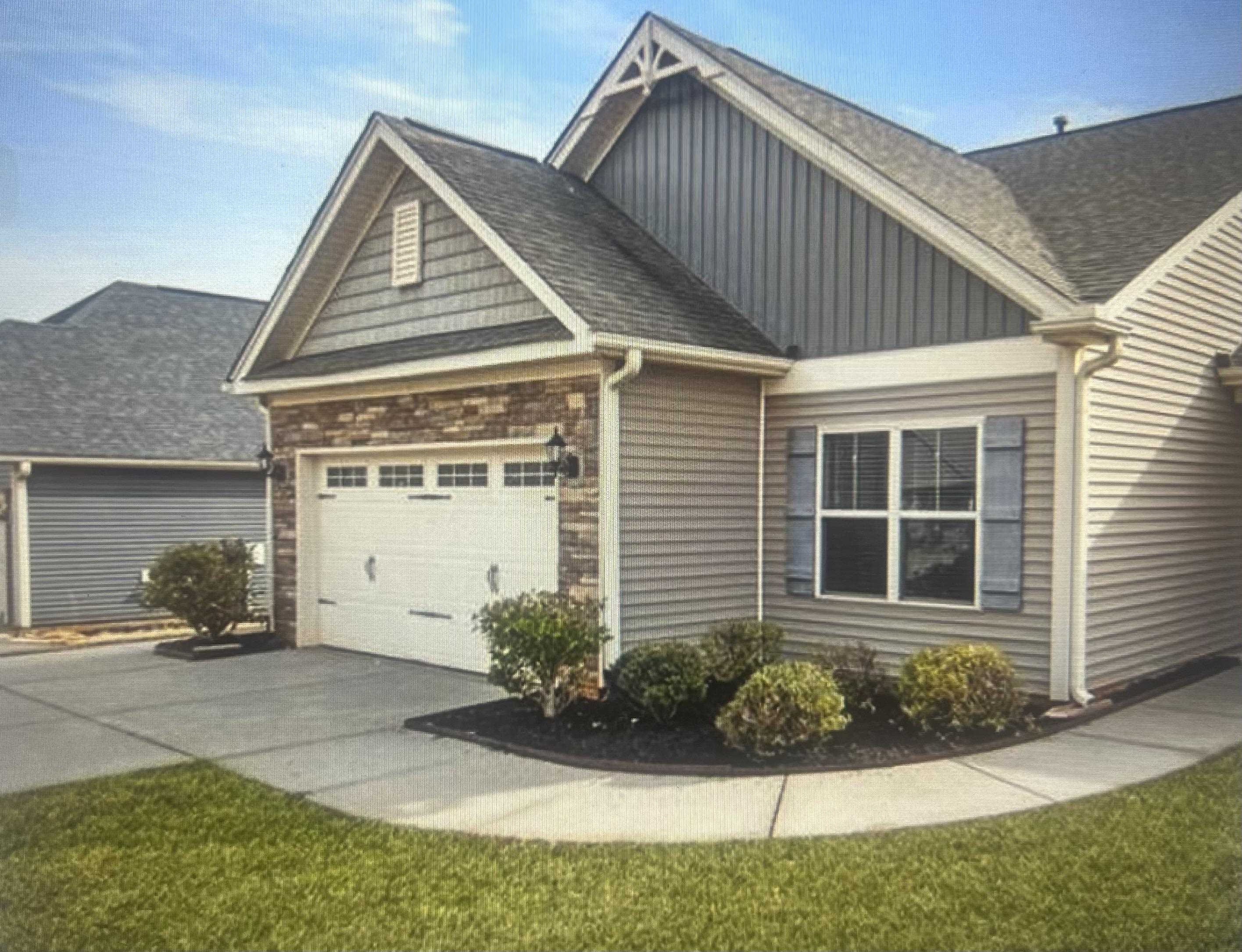 278 East Pyrenees Drive Lyman, SC 29365 - Photo 2 of 30