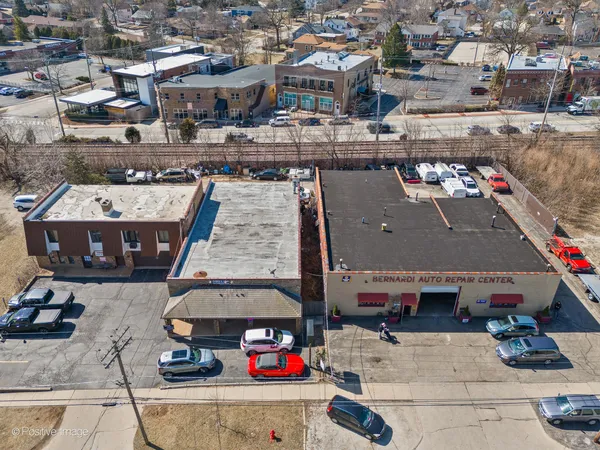 $3,750,000 | 2648-2666 Waukegan Avenue, Highland Park, IL 60035