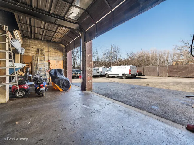 $4,250,000 | 2648-2666 Waukegan Avenue, Highland Park, IL 60035