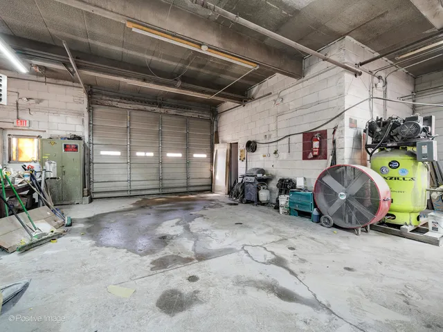 $4,250,000 | 2648-2666 Waukegan Avenue, Highland Park, IL 60035