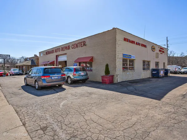 $3,750,000 | 2648-2666 Waukegan Avenue, Highland Park, IL 60035