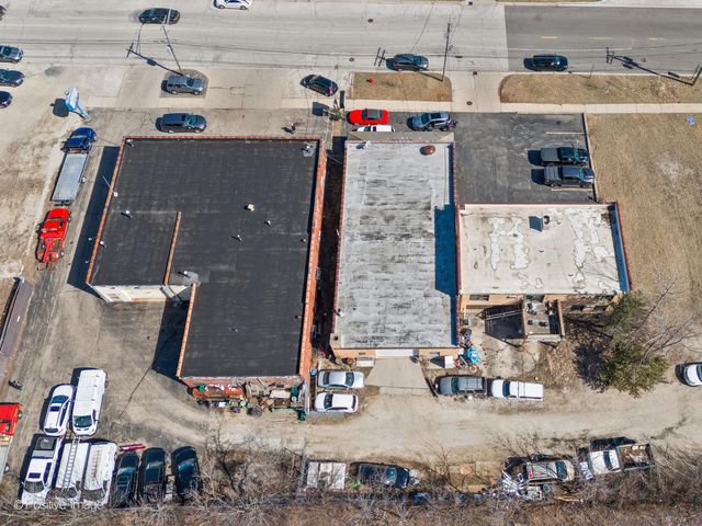 $4,250,000 | 2648-2666 Waukegan Avenue, Highland Park, IL 60035