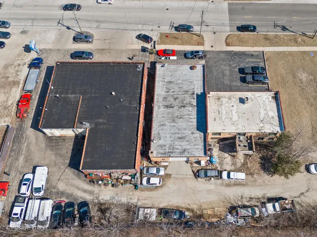 $4,250,000 | 2648-2666 Waukegan Avenue, Highland Park, IL 60035