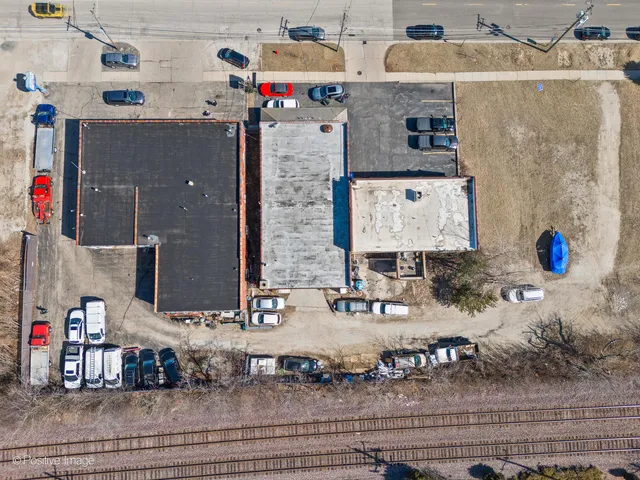 $4,250,000 | 2648-2666 Waukegan Avenue, Highland Park, IL 60035