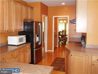 608 Weadley Road Wayne, PA 19087 - Photo 6 of 12