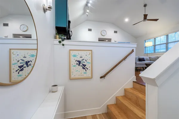 $2,400 | 1312 Woodland Avenue, Unit B, Austin, TX 78704