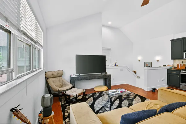 $2,400 | 1312 Woodland Avenue, Unit B, Austin, TX 78704