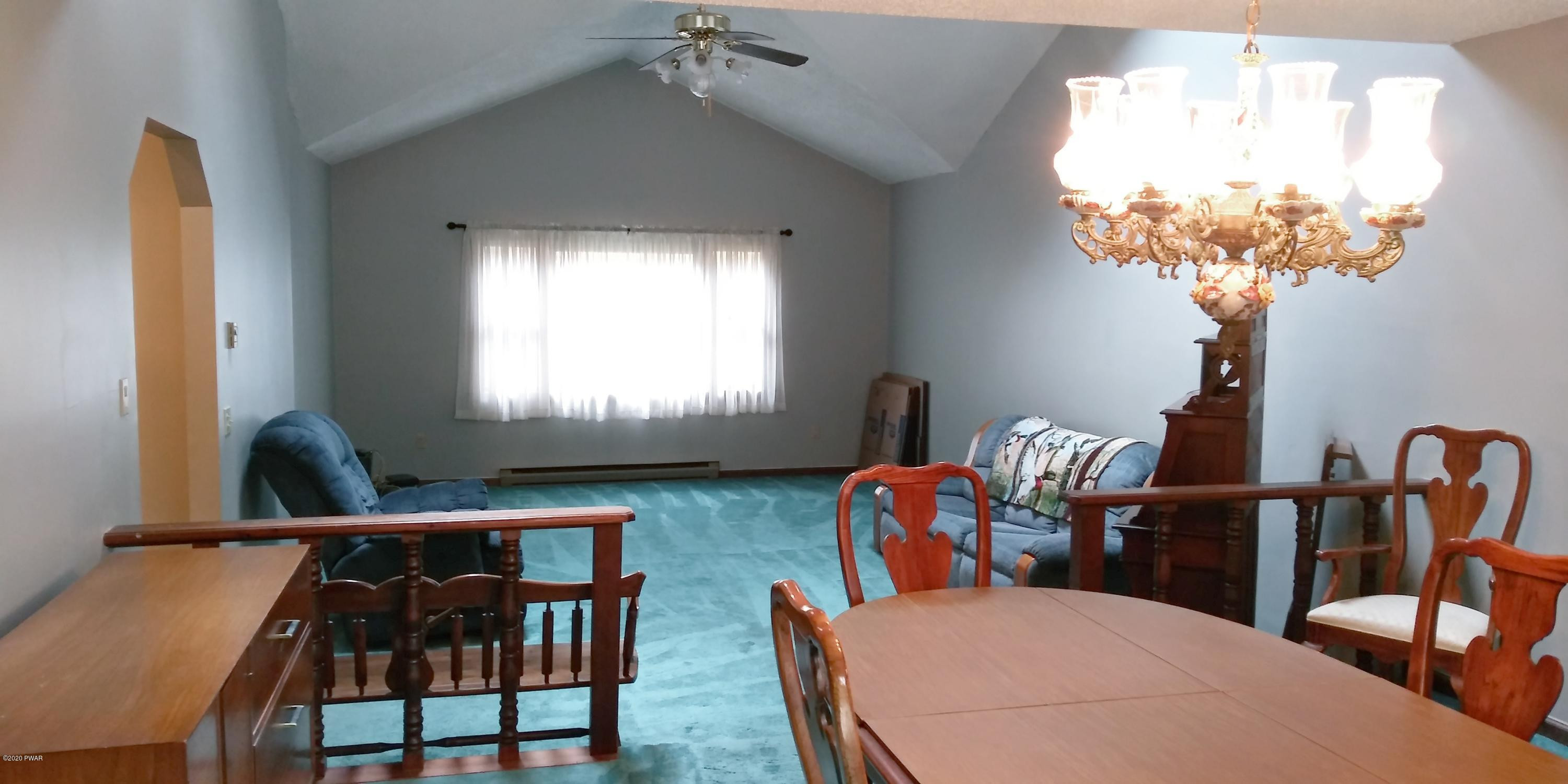 133 Greeley Lake Road Greeley, PA 18425 - Photo 5 of 21 Main Living room