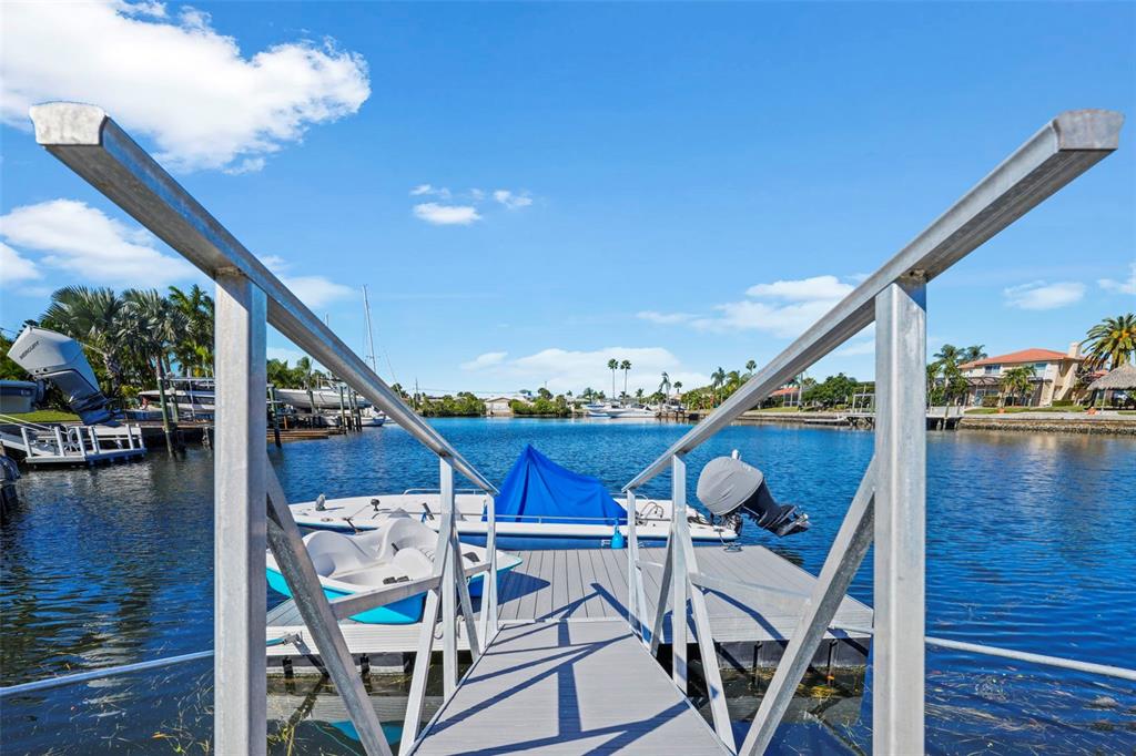 3711 Floramar Terrace New Port Richey, FL 34652 - Photo 31 of 84