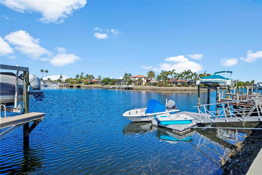 3711 Floramar Terrace New Port Richey, FL 34652 - Photo 33 of 84