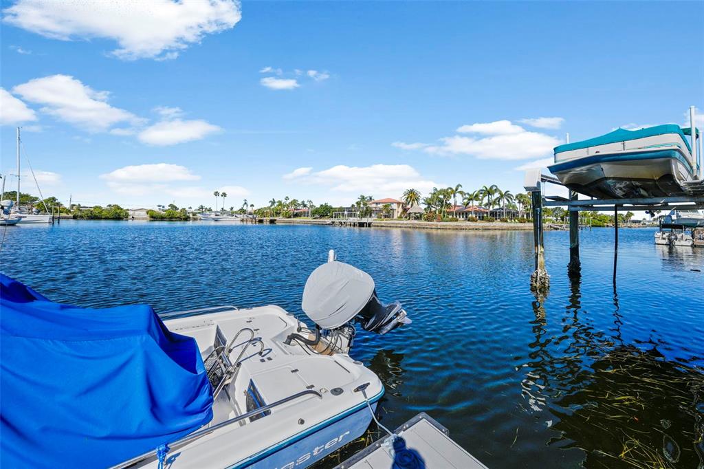 3711 Floramar Terrace New Port Richey, FL 34652 - Photo 34 of 84