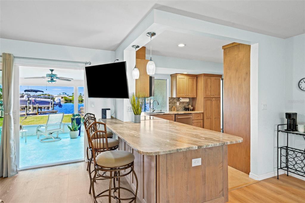 3711 Floramar Terrace New Port Richey, FL 34652 - Photo 7 of 84