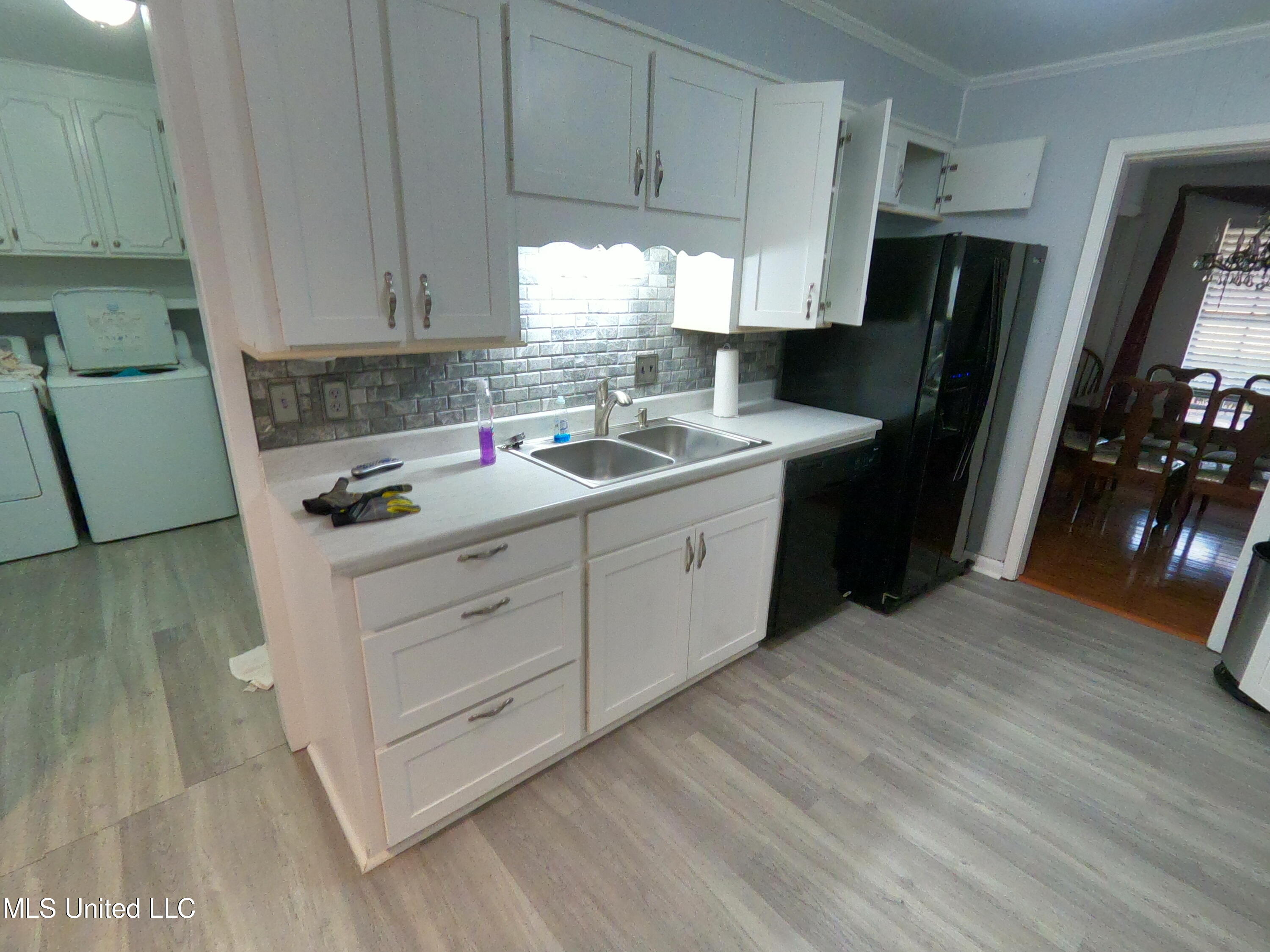 6126 Woodhaven Road Jackson, MS 39206 - Photo 4 of 26 GOPR1185