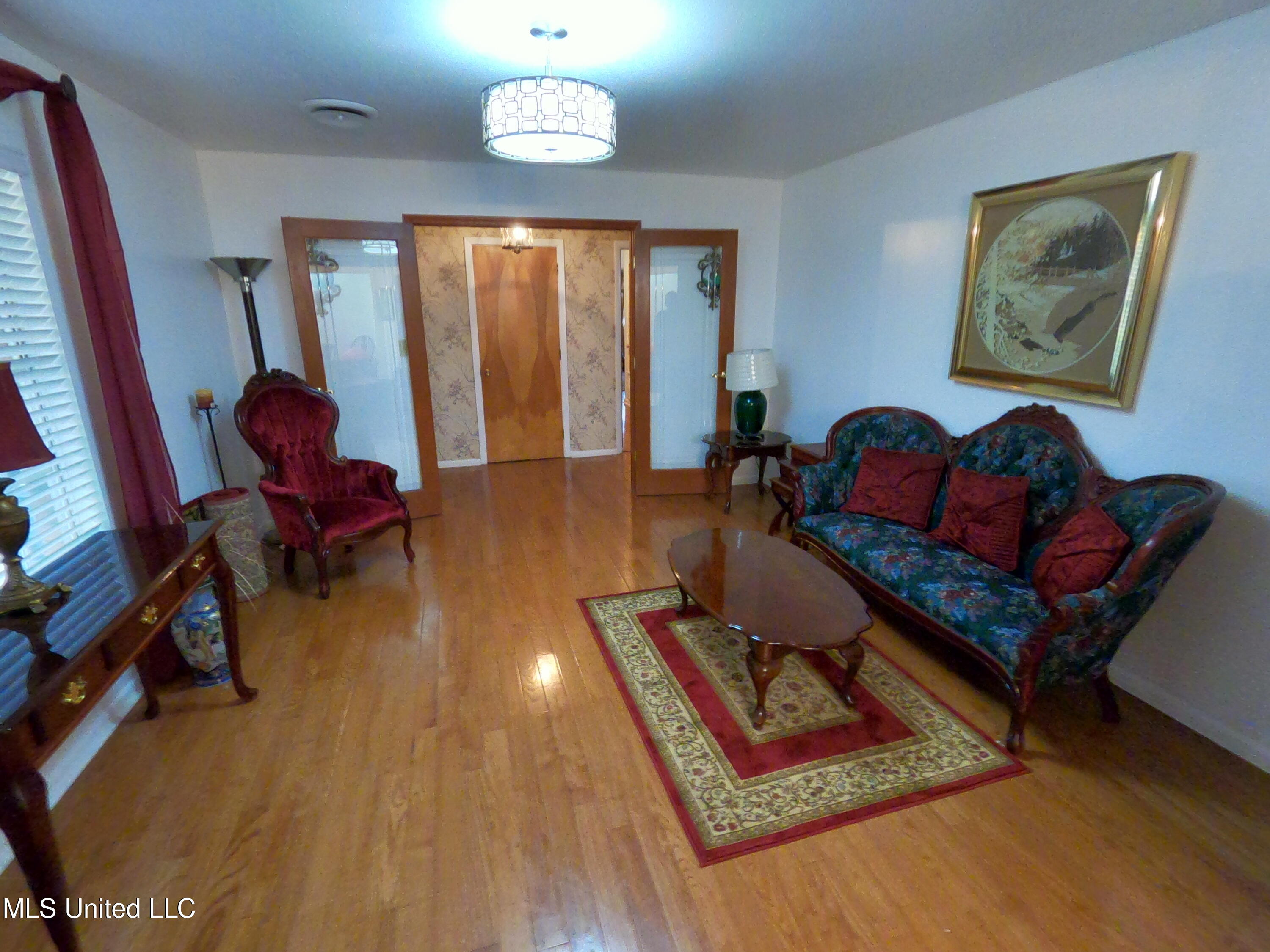6126 Woodhaven Road Jackson, MS 39206 - Photo 7 of 26 GOPR1188