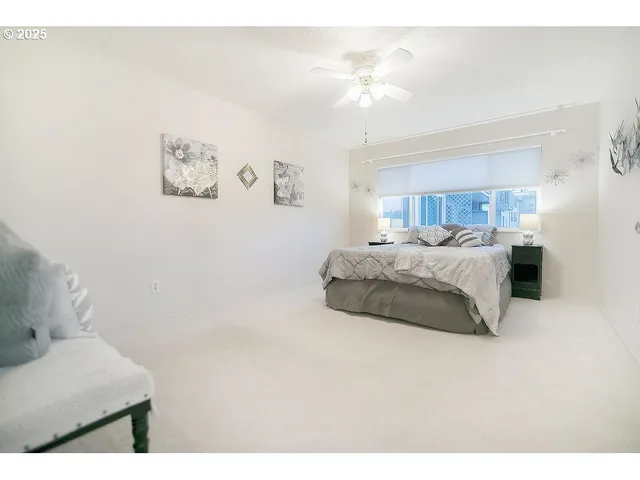 $184,900 | 2005 Tibbetts Drive, Unit 203, Longview, WA 98632