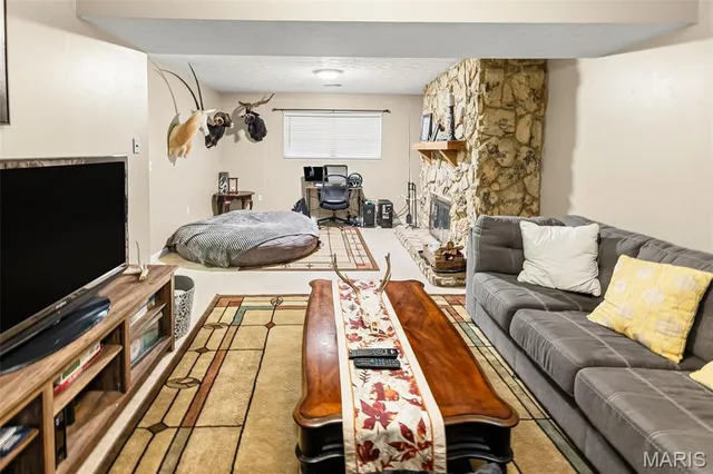 $270,000 | 106 James Drive, Troy, IL 62294