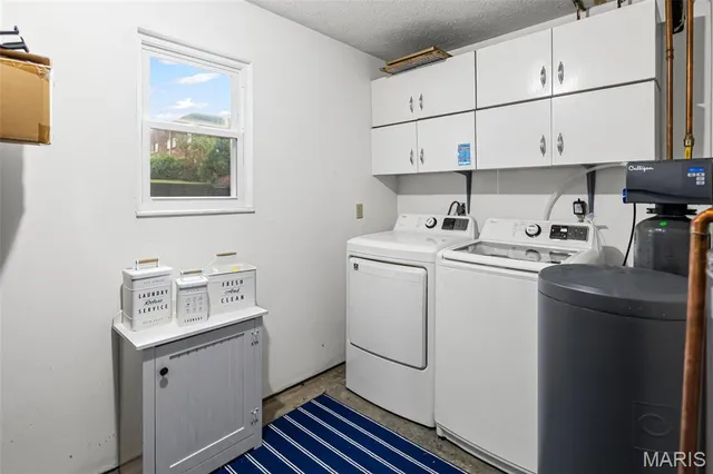 $270,000 | 106 James Drive, Troy, IL 62294