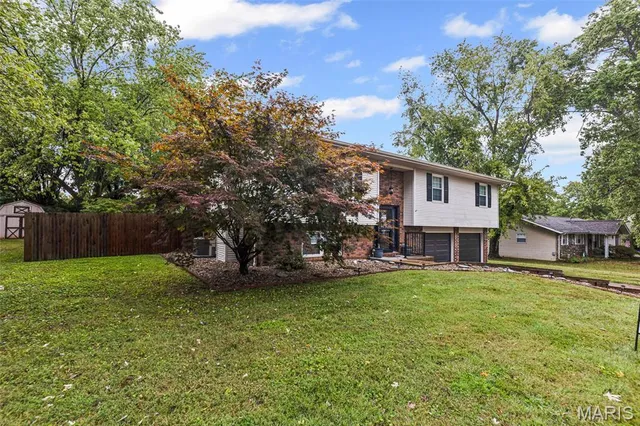 $270,000 | 106 James Drive, Troy, IL 62294