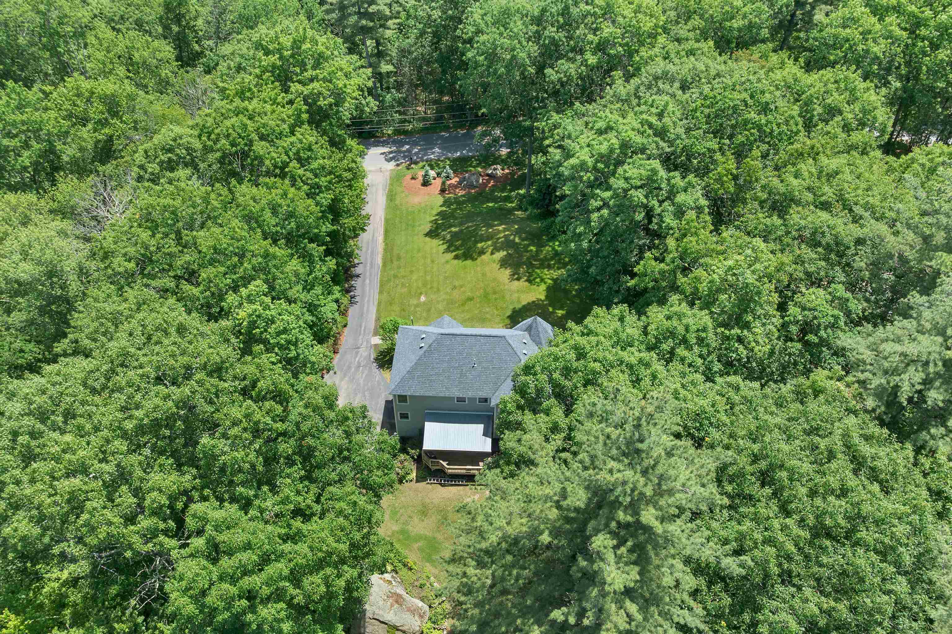 76 Marblehead Road Windham, NH 03087 - Photo 44 of 48