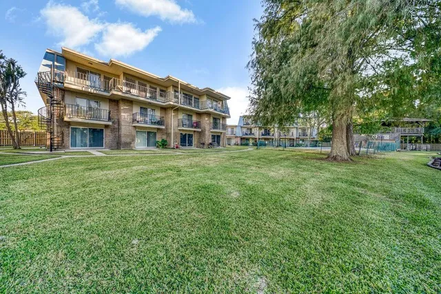 $224,900 | 2021 Bayou Lane, Unit E, Slidell, LA 70458
