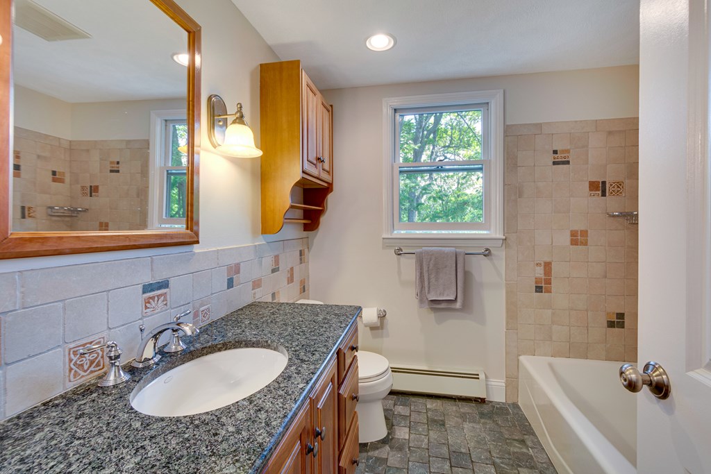 3 Ridge Street, Unit 3 Winchester, MA 01890 - Photo 11 of 20